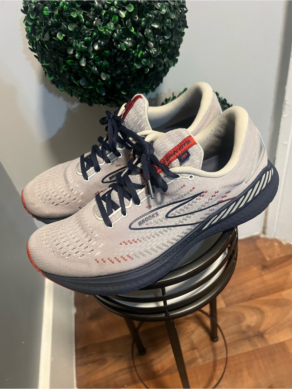 Brooks Glycerin GTS 19 Men’s Running Shoes Gray/Navy/Orange size 11.5